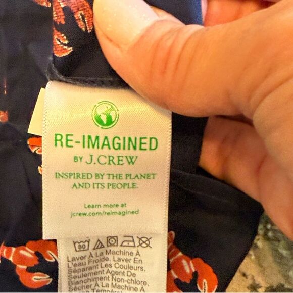 NWT J. Crew Navy Lobster Print Sleeveless Poplin Shirt in Signature Fit Size XS - Picture 8 of 8